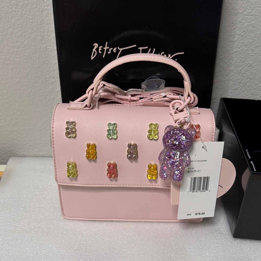 🧸💖 Betsey Johnson Pink Mini Bag with Bear Accents – NWT – Super Cute & Rare! - Picture 3 of 13